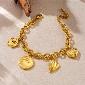 Elegant 18kGold plated steel Charm Bracelet